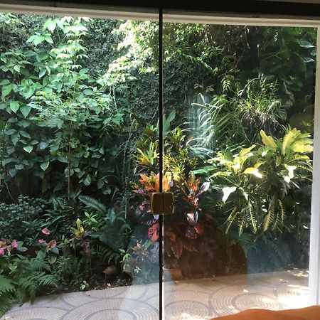 Granados Bed and Breakfast Ασουνσιόν Εξωτερικό φωτογραφία