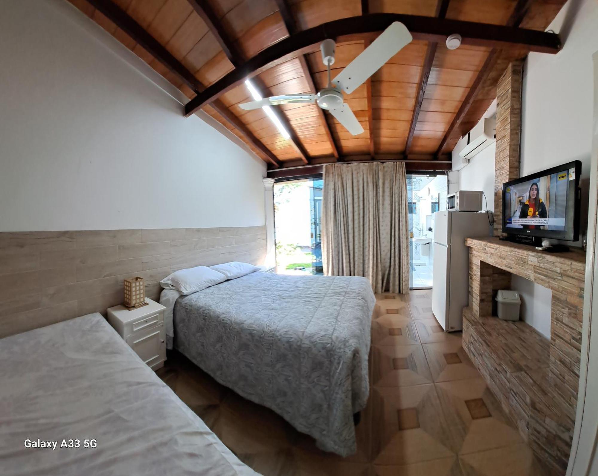 Granados Bed and Breakfast Ασουνσιόν Εξωτερικό φωτογραφία