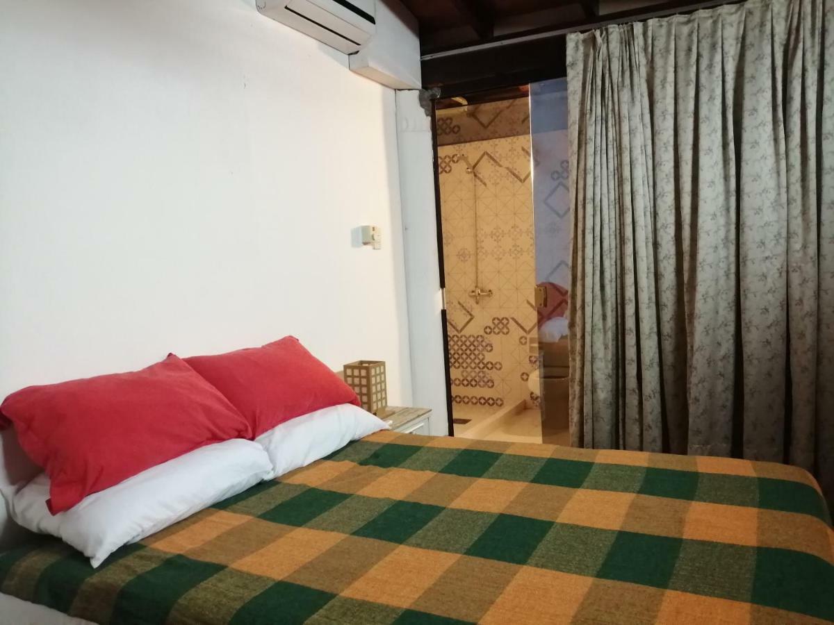 Granados Bed and Breakfast Ασουνσιόν Εξωτερικό φωτογραφία