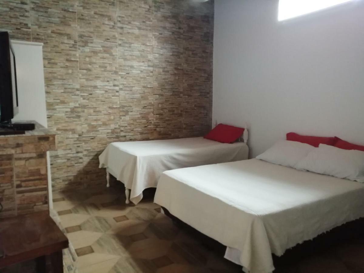 Granados Bed and Breakfast Ασουνσιόν Εξωτερικό φωτογραφία