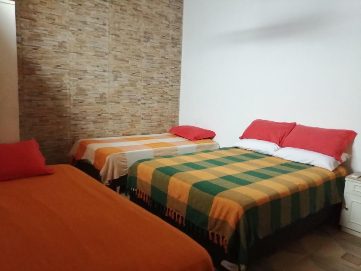 Granados Bed and Breakfast Ασουνσιόν Εξωτερικό φωτογραφία